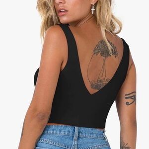 ReoRia Black Sleeveless V-Neck Top